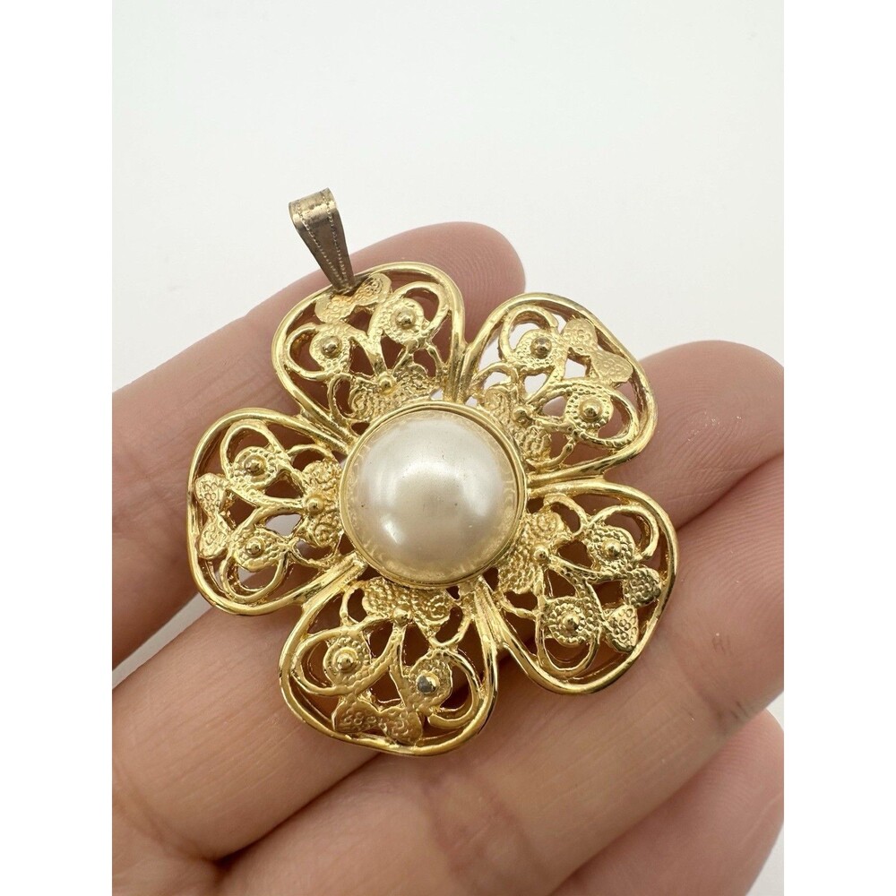 Vintage Filigree Faux Pearl Flower Pendant
